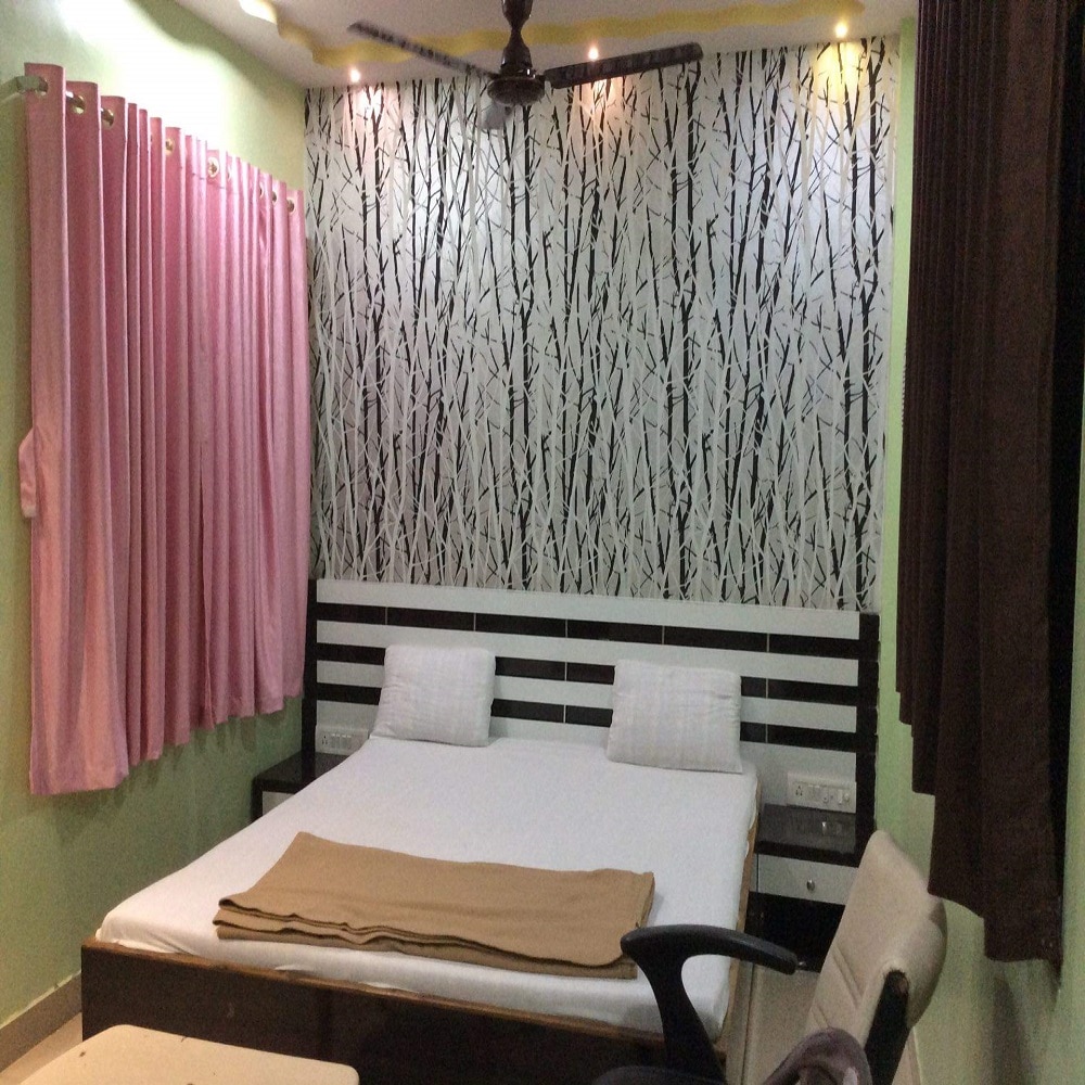 Hotel Prince International - Tap to explore photos