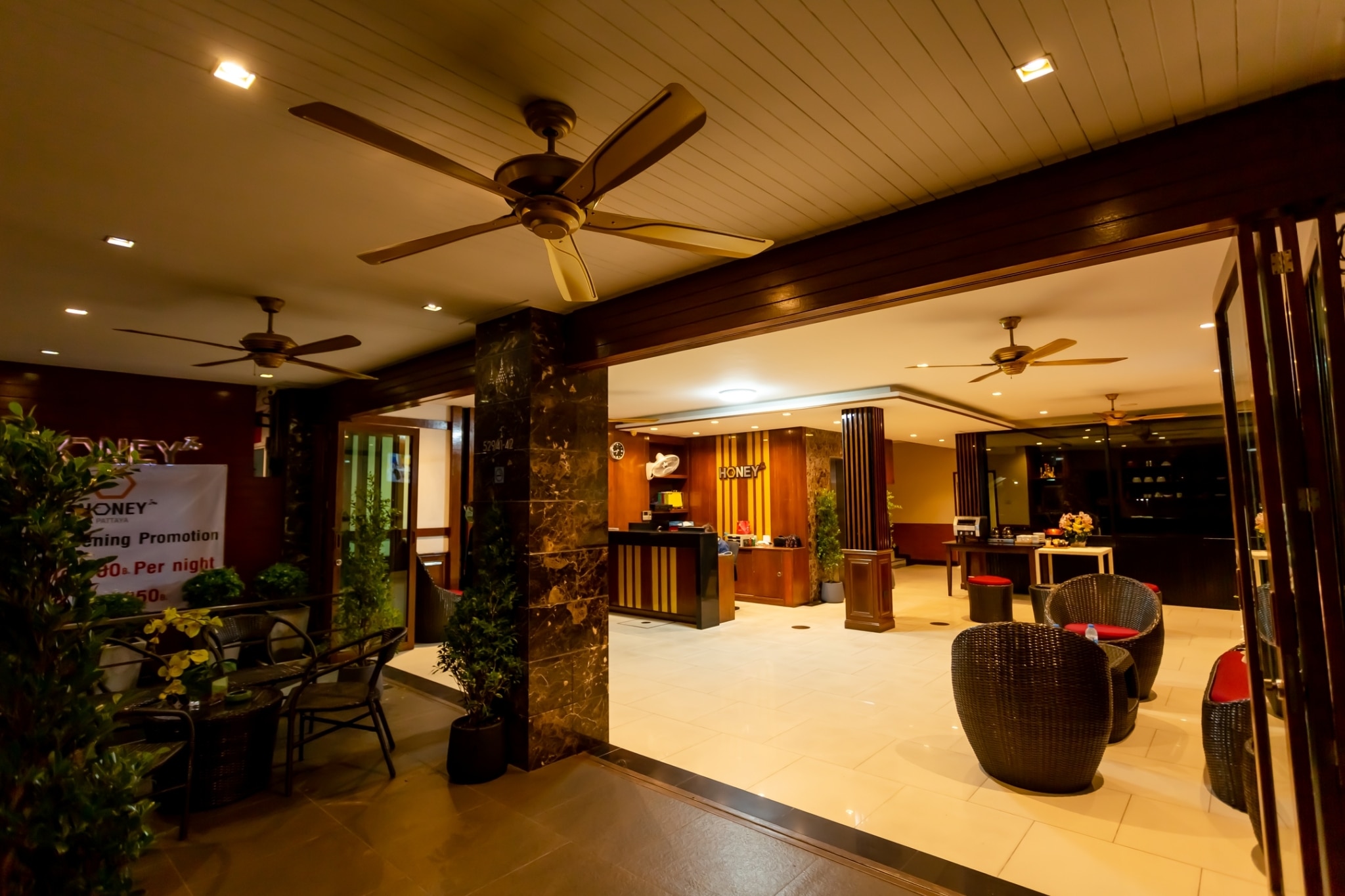 Honey Inn Hotel 𝗕𝗢𝗢𝗞 Pattaya Hotel 𝘄𝗶𝘁𝗵 𝗙𝗥𝗘𝗘  𝗖𝗮𝗻𝗰𝗲𝗹𝗹𝗮𝘁𝗶𝗼𝗻