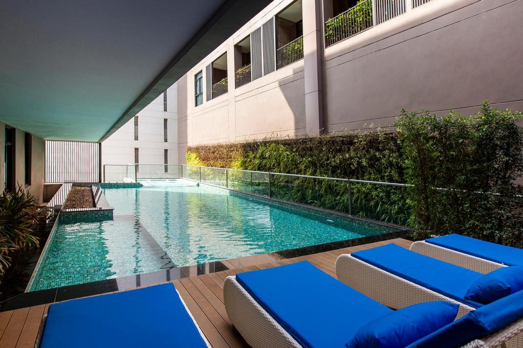 Novotel Suites Bangkok Sukhumvit 39 - Tap to explore photos