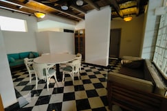 2BHK Pool view | 5mins from Airport |Zennova Stays, Goa