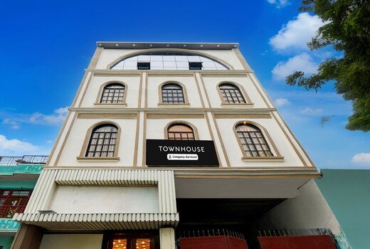Super Townhouse Varanasi Railway Junction