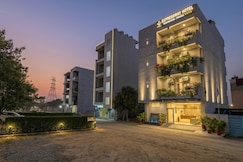Expressway Hotel -Yashobhoomi, Dwarka, Delhi