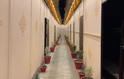 Deluxe Cottage ( Quad Shared Cottage and Washroom )