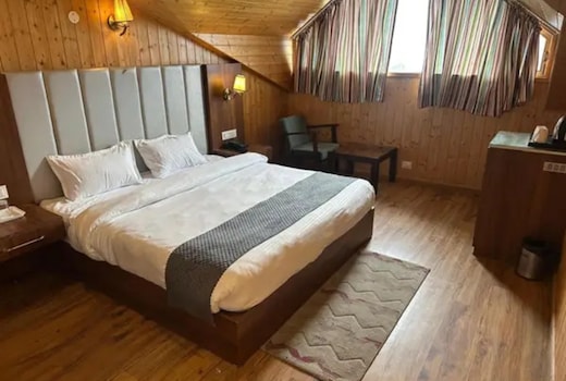 FabHotel The Laurent and Banon Resort