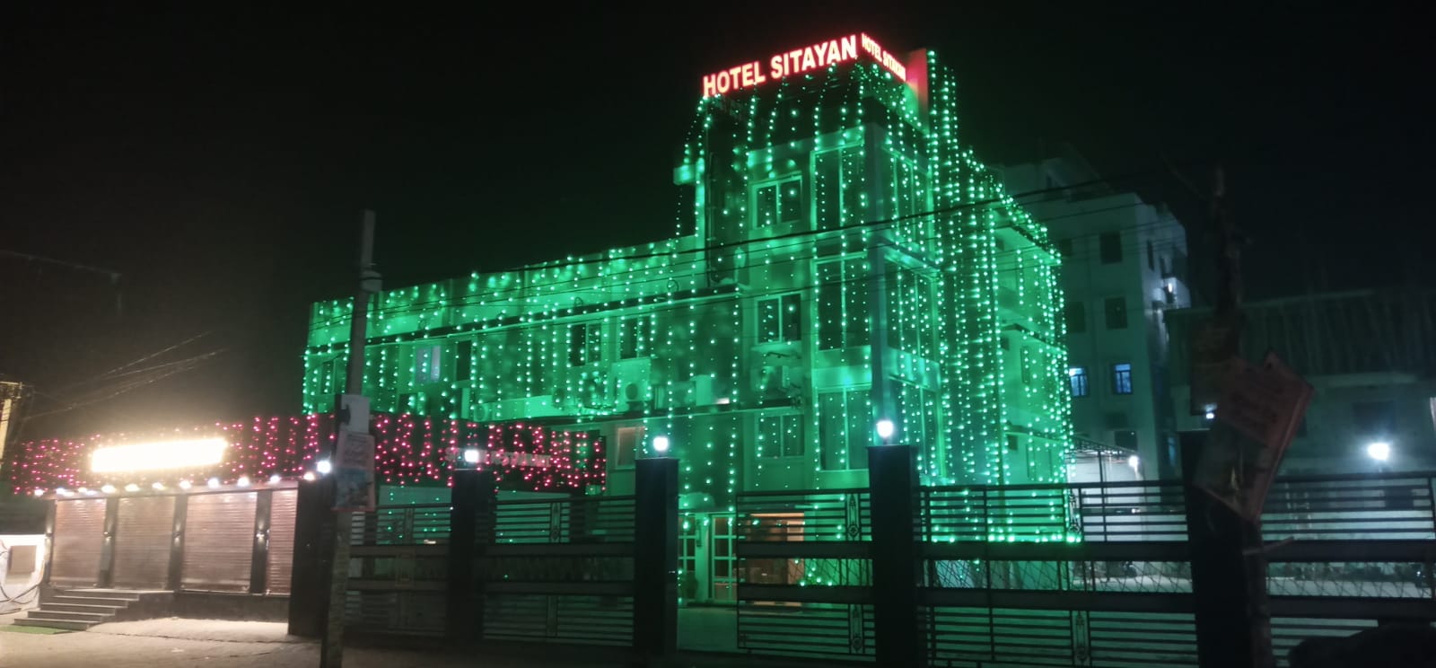 Hotel Sitayan - Tap to explore photos