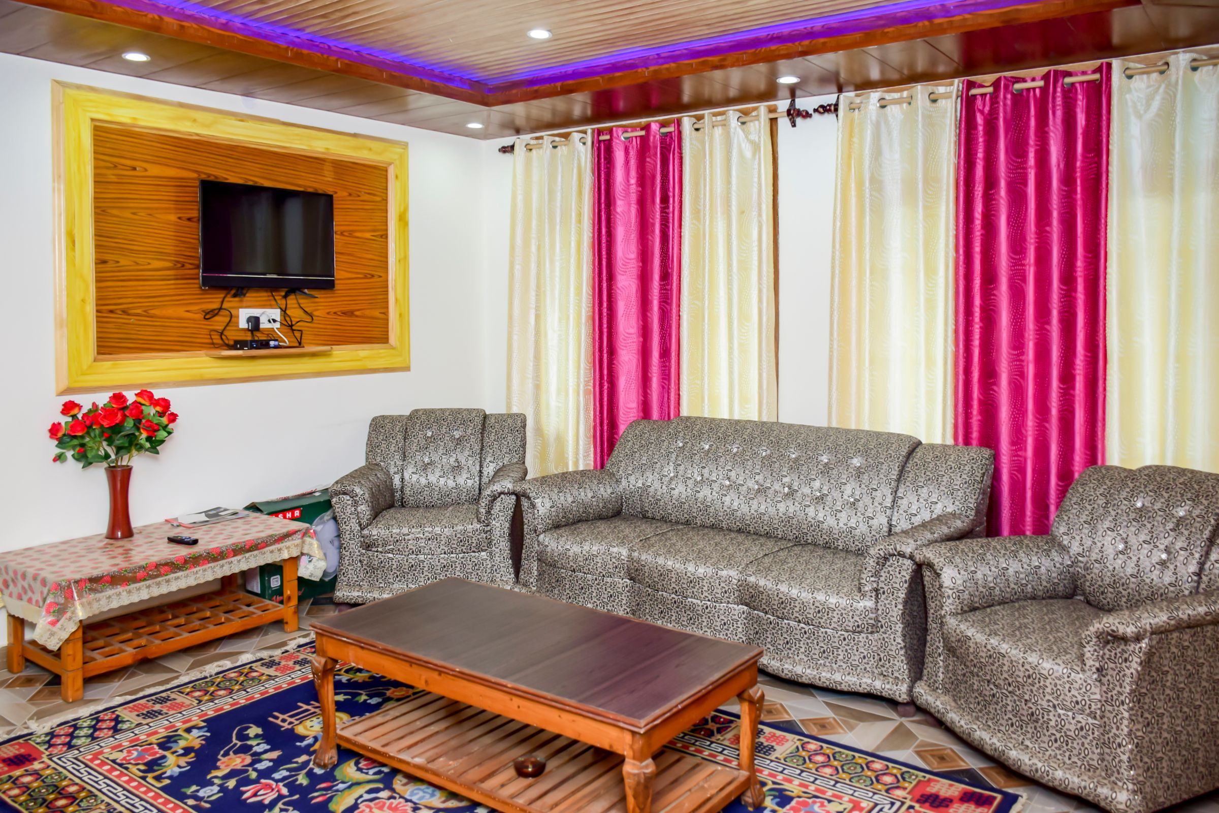 Naggar Heritage cottages - Tap to explore photos