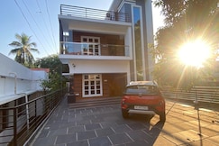 Holiday Inn Residency, Thrissur