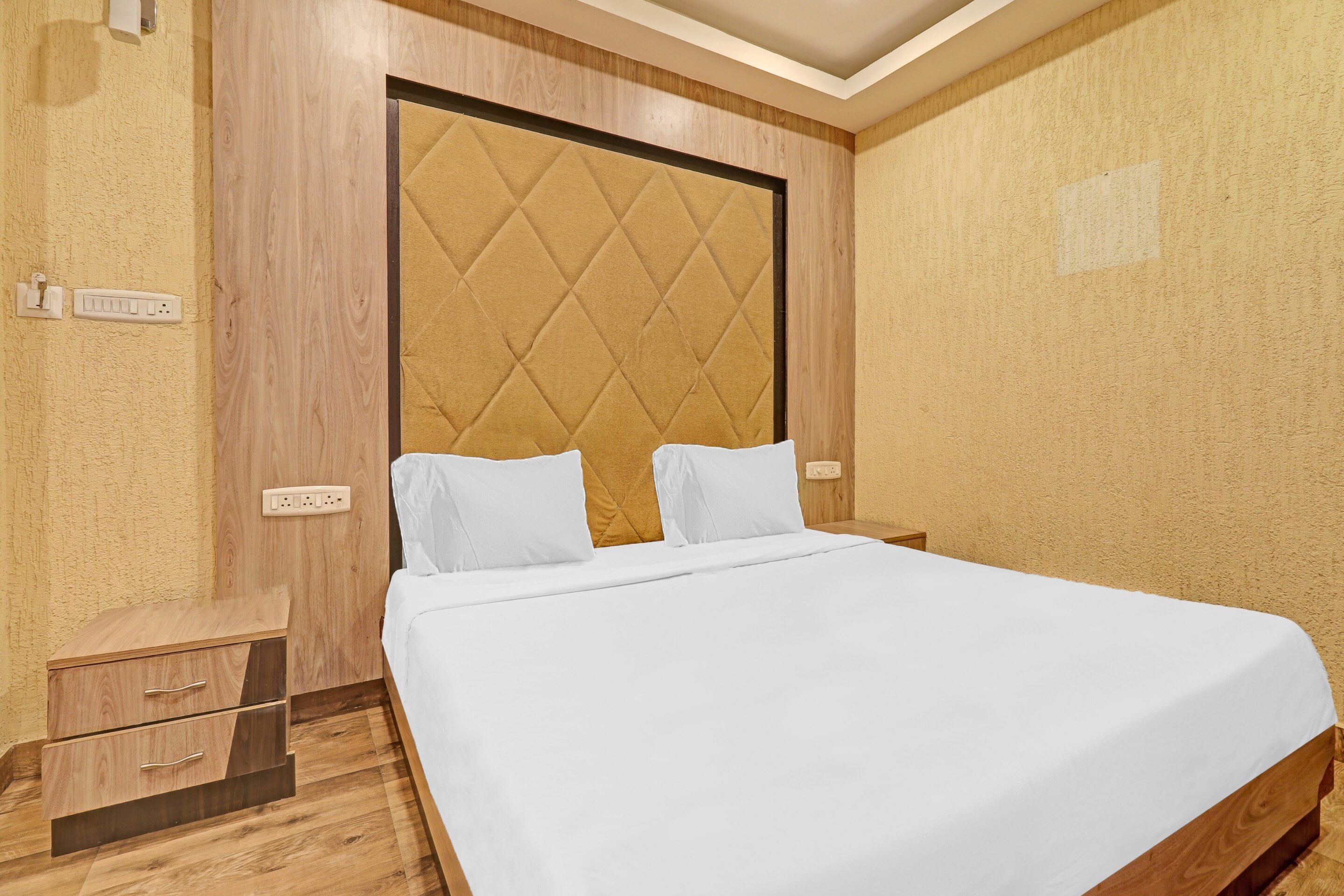 Hotel O Anbu Residency - Tap to explore photos
