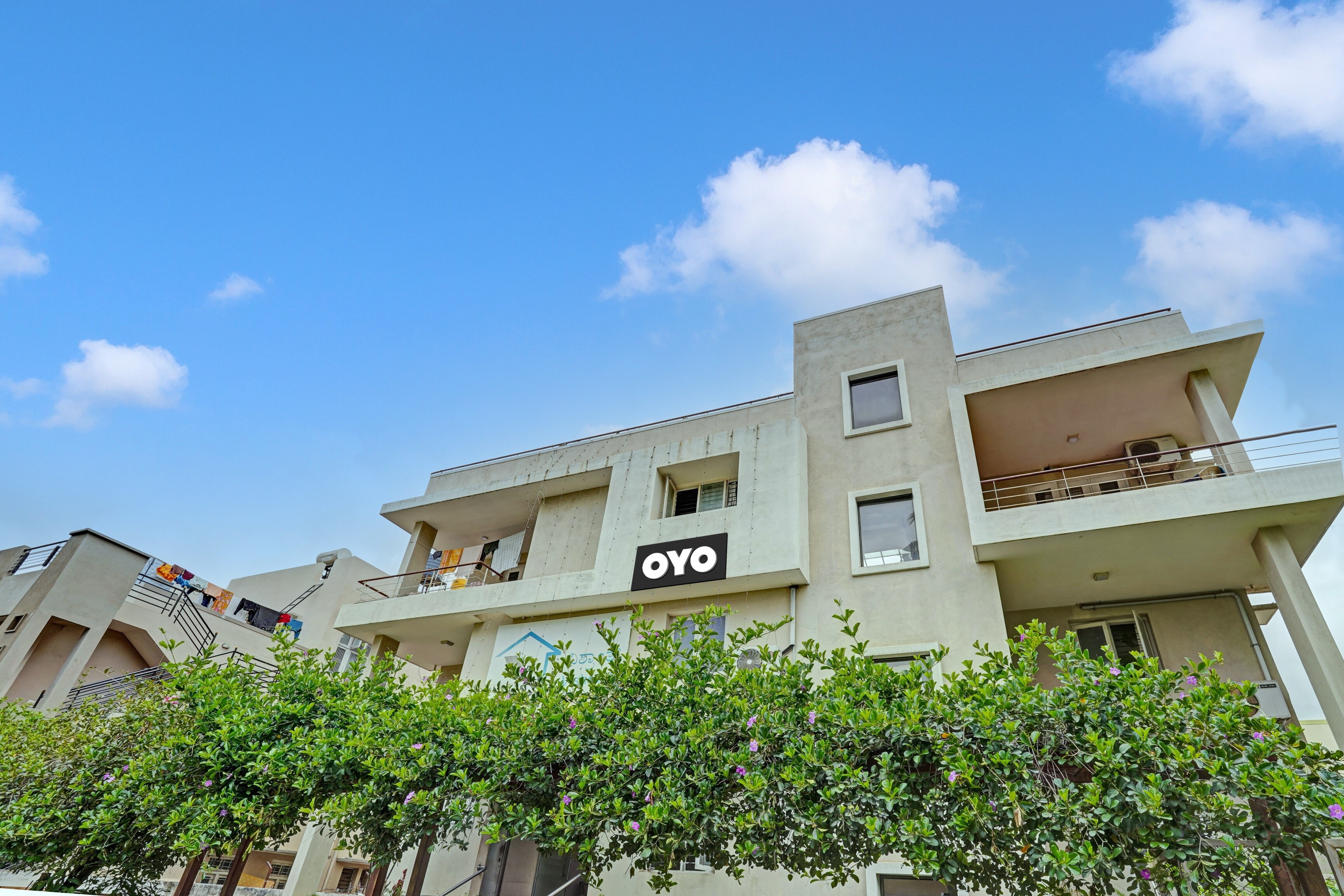 OYO 814916 Indra Suites - Tap to explore photos