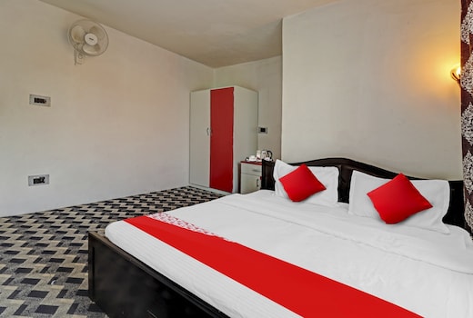 Collection O Padshahi Bagh Formerly Matamal Cafe