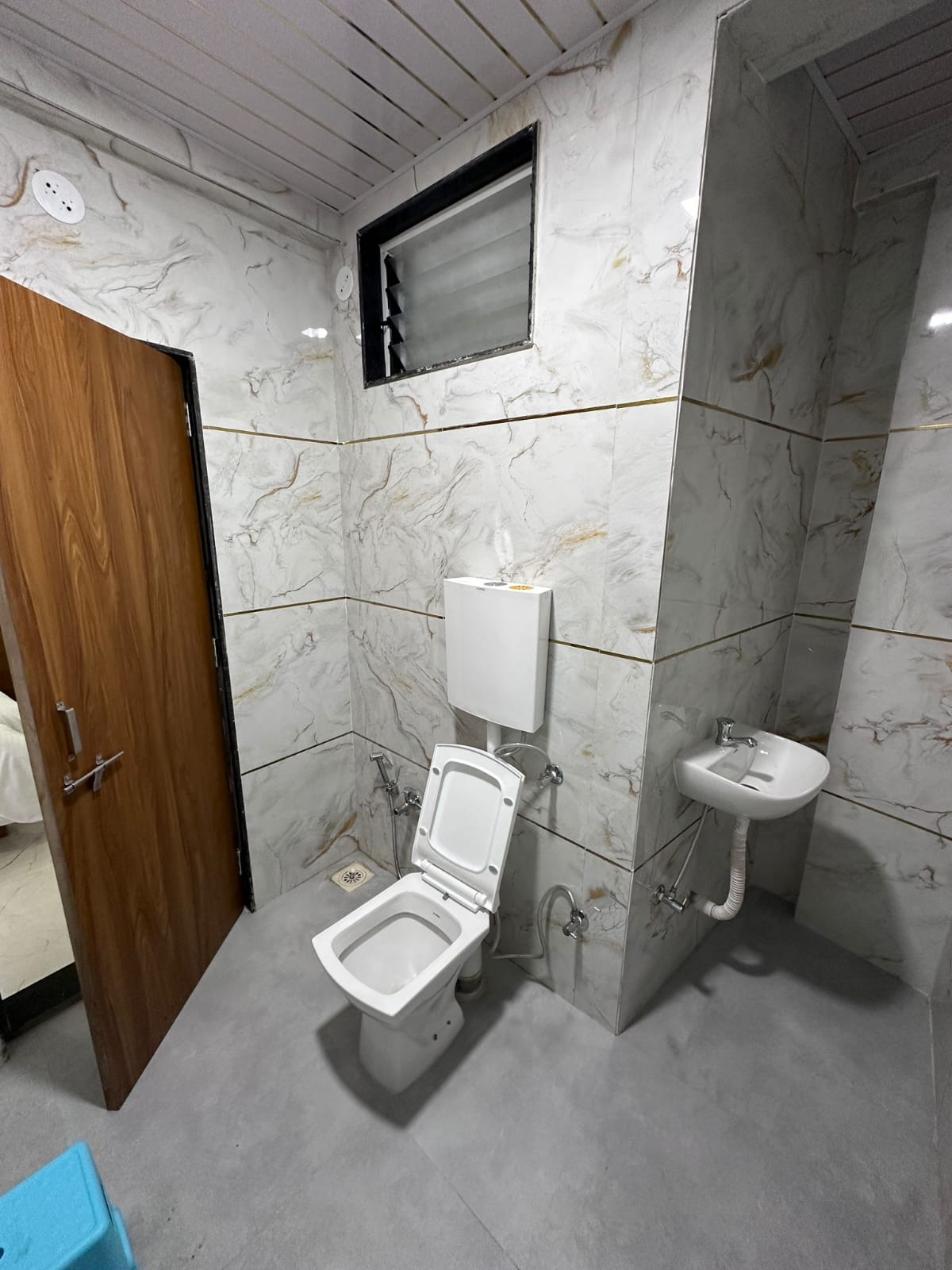 Hotel Rudra Inn - Tap to explore photos