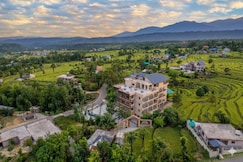 AOTEL by Clarks Inn, Tira Sujanpur