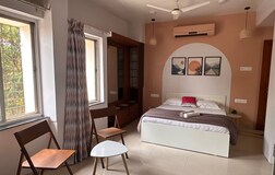 Studio Room