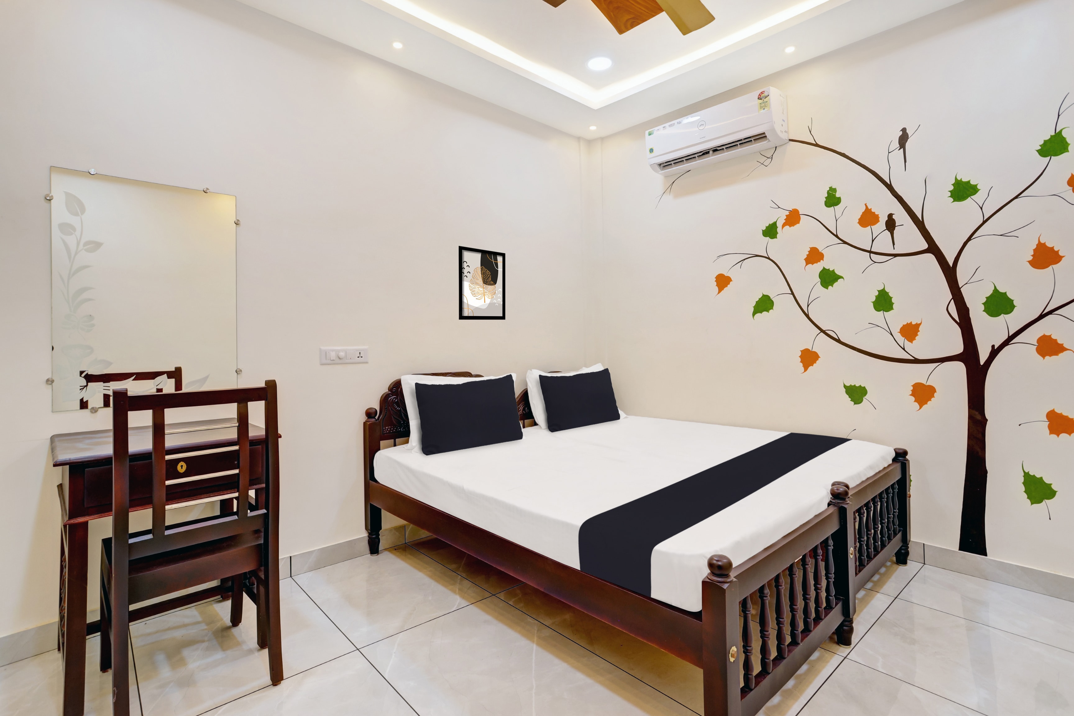 Hotel O PULARI BACKWATER & ROOMS - Tap to explore photos