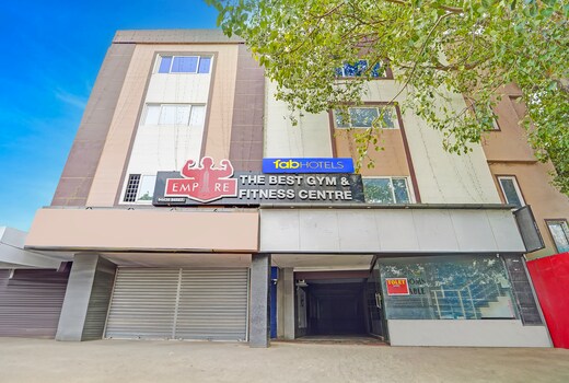 FabExpress AB Merdian - Nr. Gandhipuram Bus stand