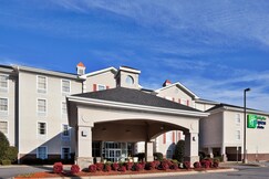 Holiday Inn Express Hotel & Suites Conover - Hickory Area, Davidson