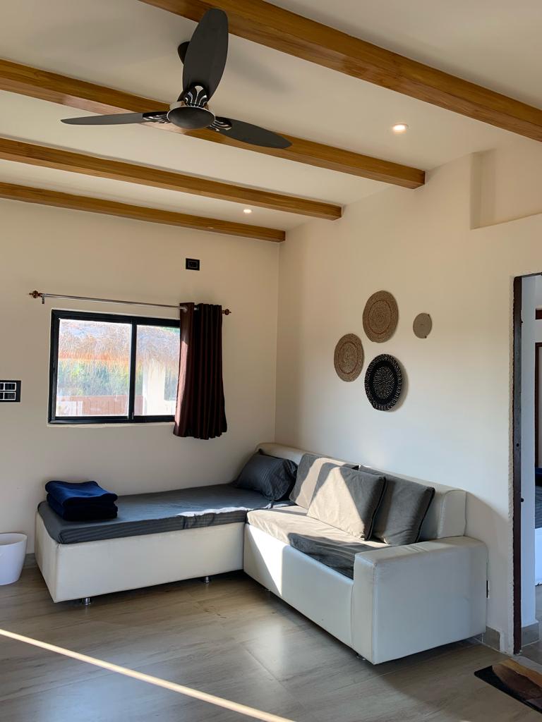Zuree beach house - Tap to explore photos