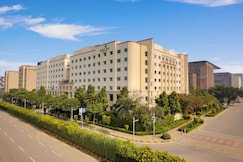Lemon Tree Hotel, Delhi Airport, Delhi