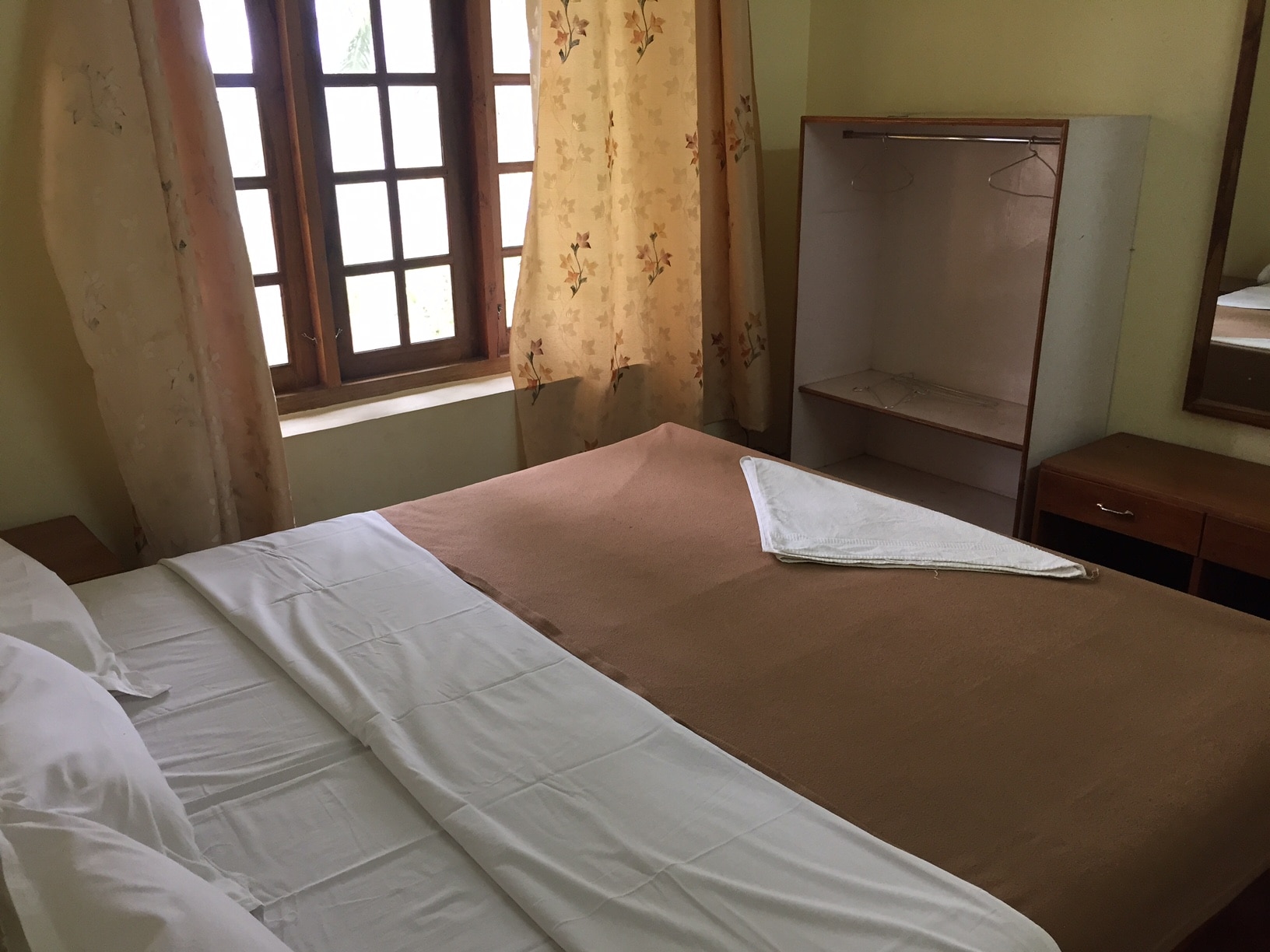 Green Acres Farm Guest House | Rooms & Caretaker - Tap to explore photos