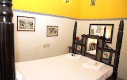Small bed room