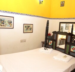 Small bed room