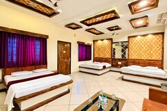 Maa Vaishnavi New Restaurant And Hotel, Omkareshwar