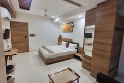 HOTEL LE GRAND, Sanchore