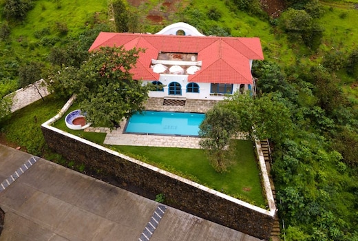 Greek House by Kaz Stays | Entire 3 BHK Villa