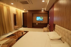 Vyshnavi Grand, Kottapeta