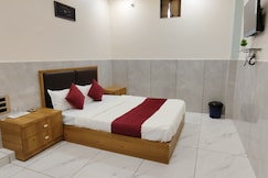 Hotel tulsi inn guest house, Surat