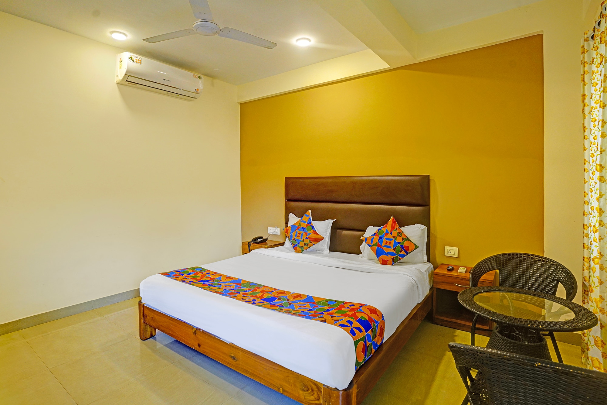 FabHotel Samara - 700M From Calangute Beach - Tap to explore photos