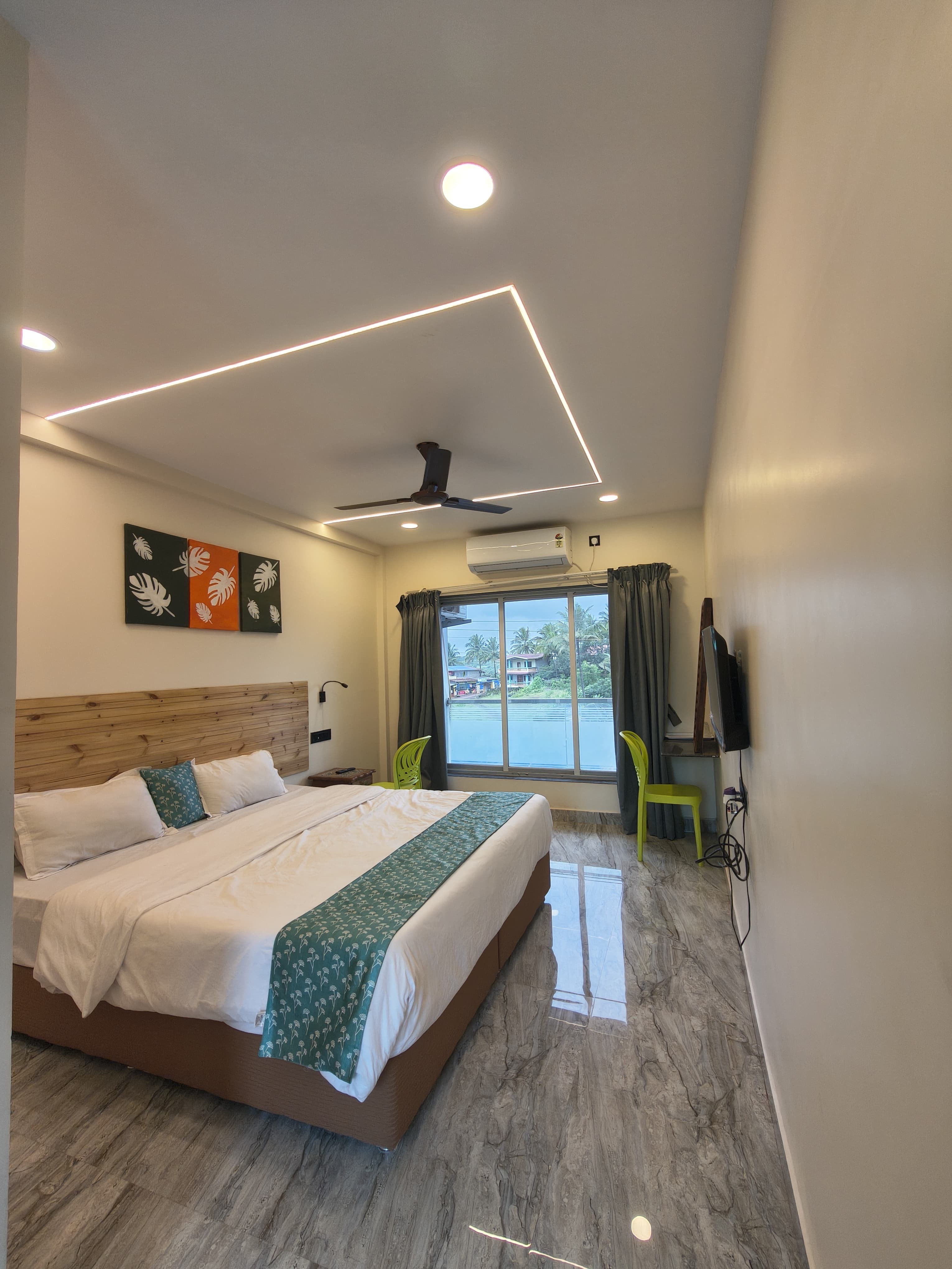 Hotel Taarangan Inn 2