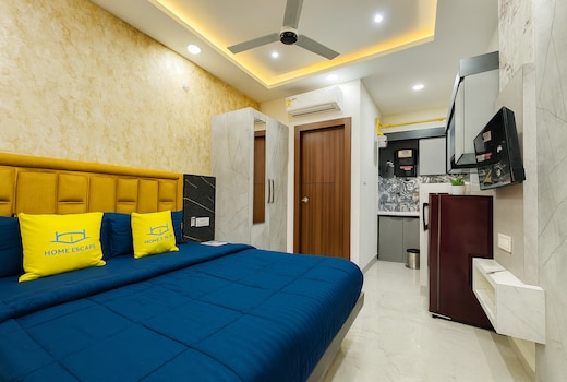 Home Escape Studio Elite Near Mahalaxmi Nagar