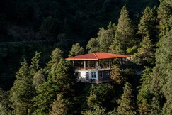 Forest Haven: Your Perfect 2BR Mussoorie Getaway, Mussoorie