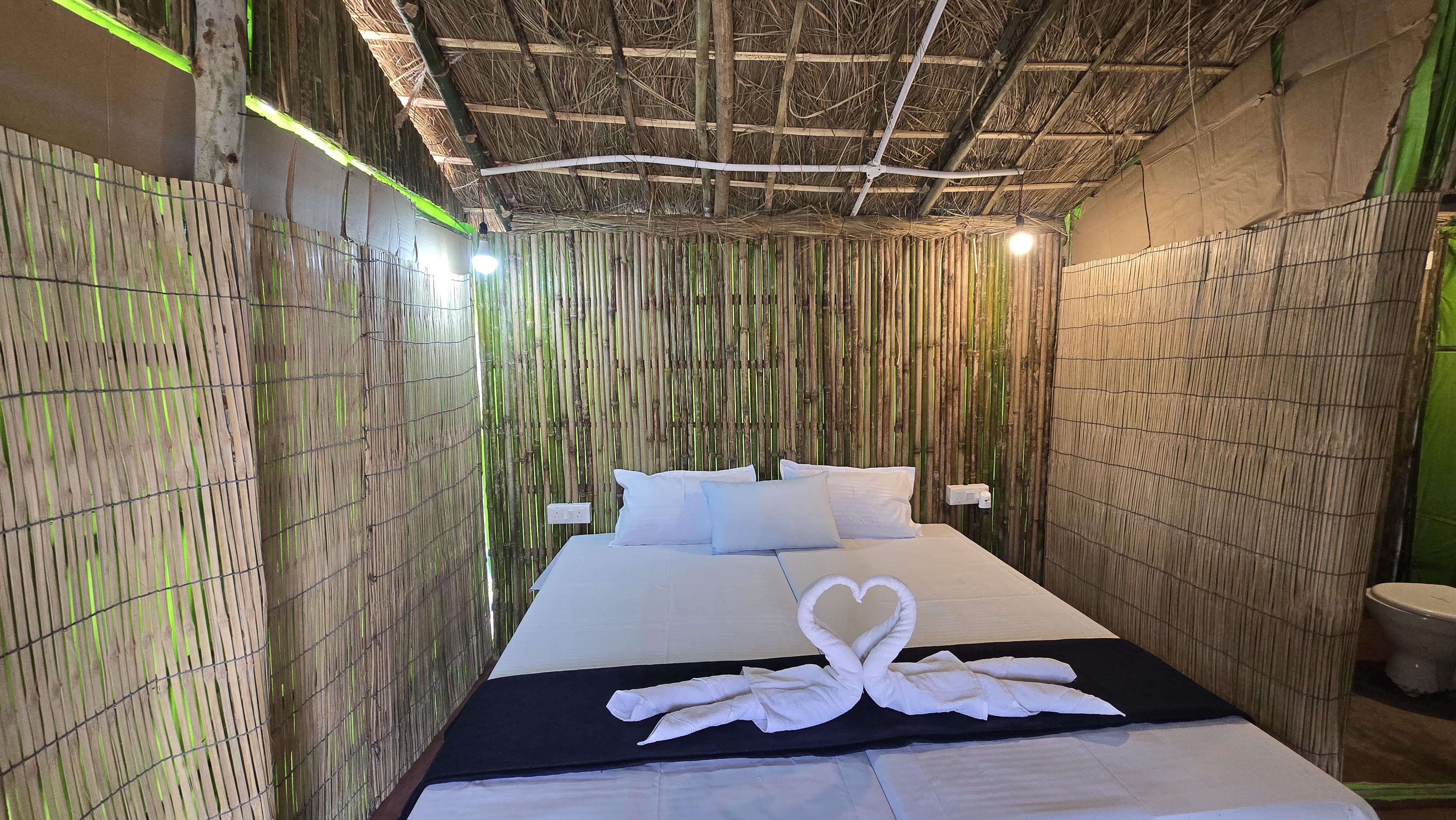 Bhaktiras Cottages Prayagraj |Near Someshwarnath Temple Arail Ghat - Tap to explore photos