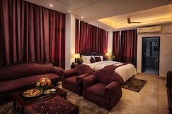 Hotel Oxygen Prime-Near Noida City Center Metro, Noida