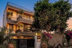 Namaya Retreat-luxury pool villa, Haridwar