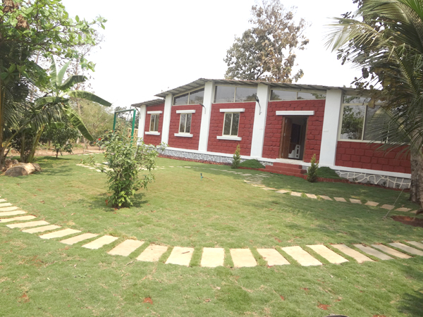 Nivaant Holidays Alibagh INR 416 OFF   2  6  0  0   Deal Hotel