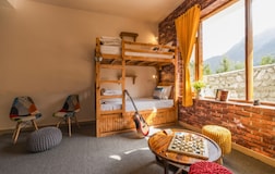 1 Bunk Bed | 6-Bed Mixed Dorm | Shared attached Washroom
