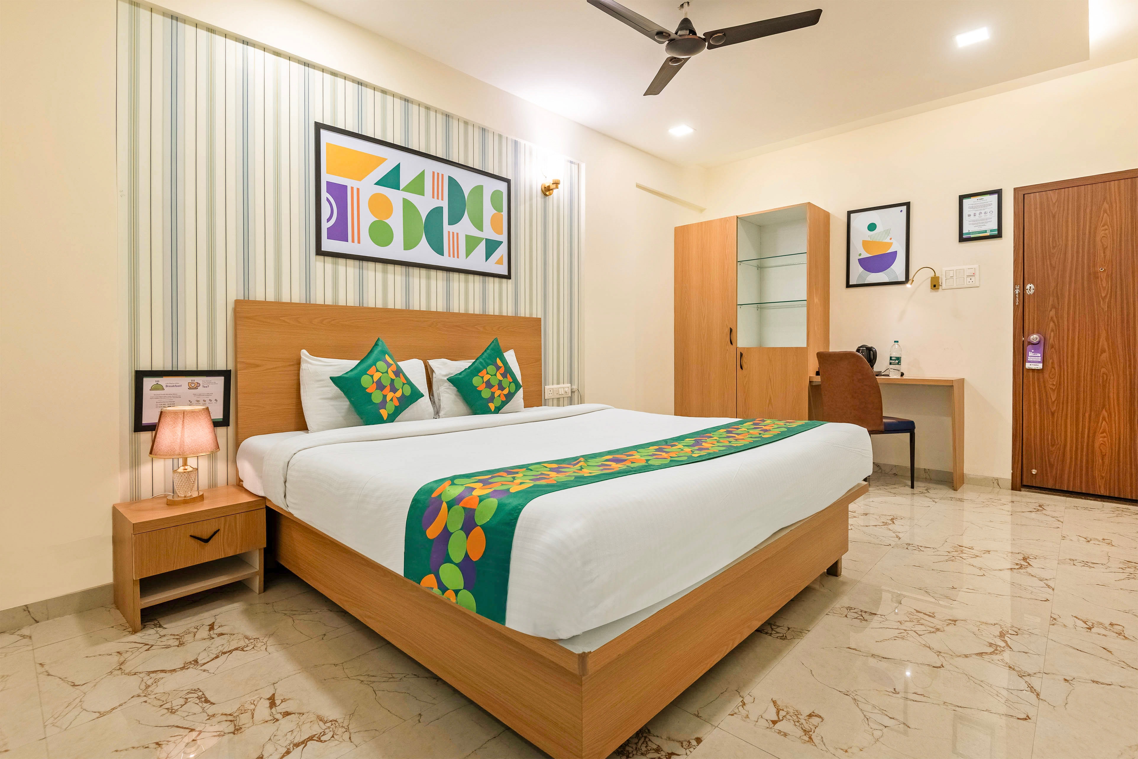 Deluxe Room 1
