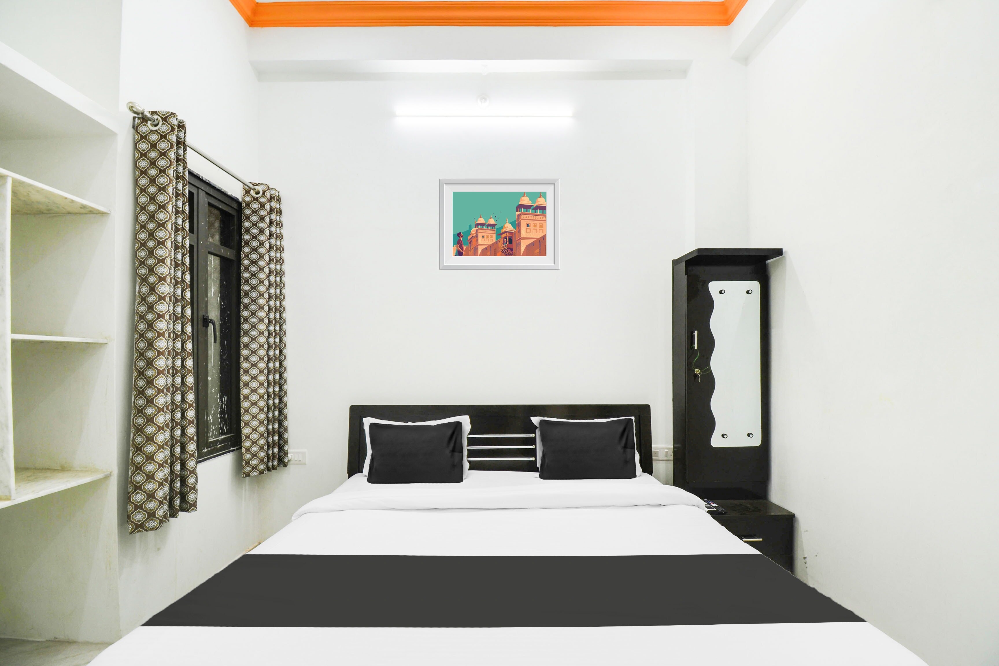 Hotel O Chandra Vilas - Tap to explore photos