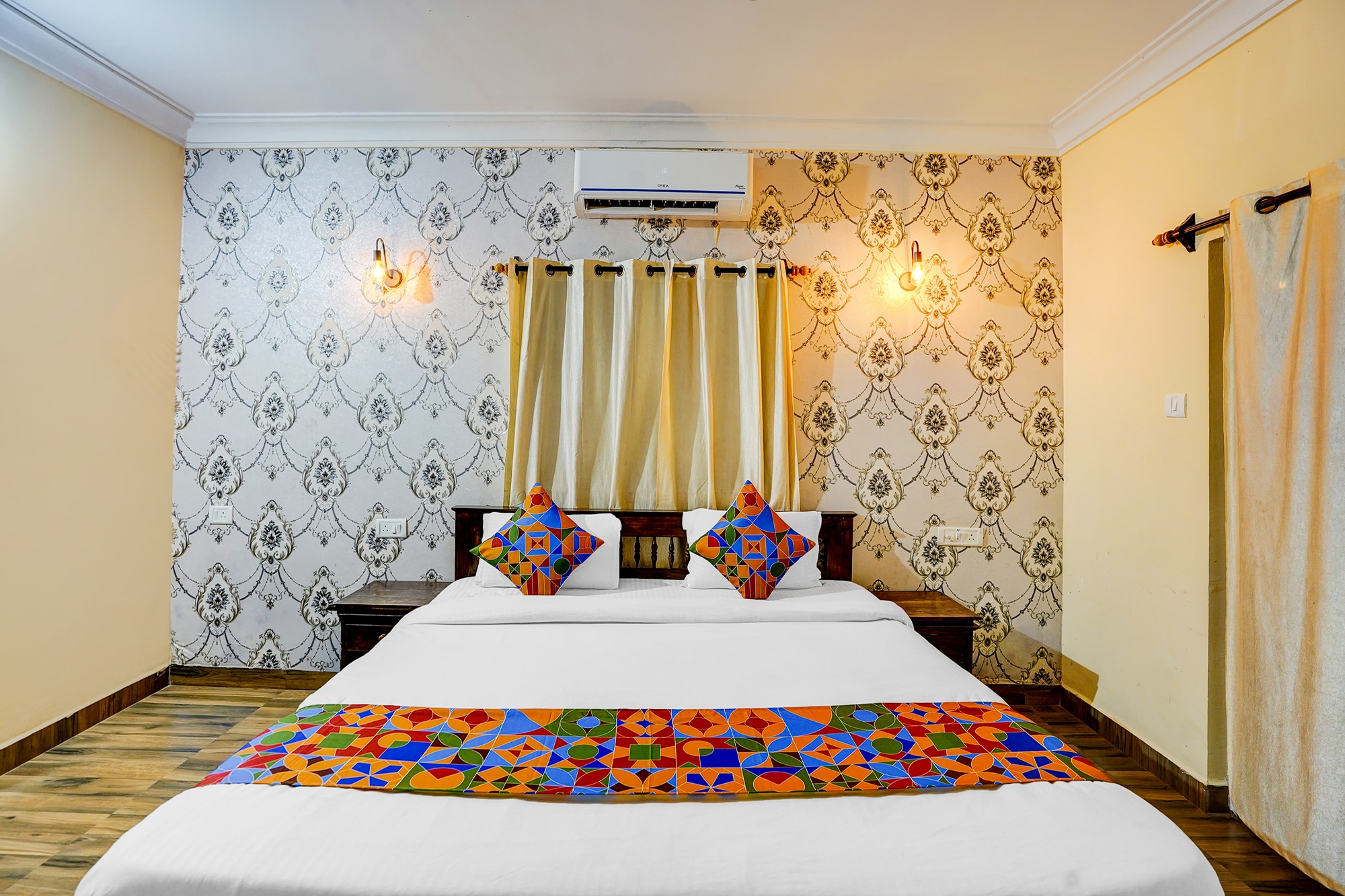 FabHotel Romeo's - Nr. Baga Beach - Tap to explore photos