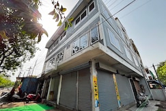 Hotel Narayana, Indore