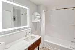 Hampton by Hilton Encinitas-Cardiff Beach Area, San Diego (CA)