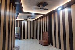 OM Sweets Hotel And Restaurant.., Machhlishahr