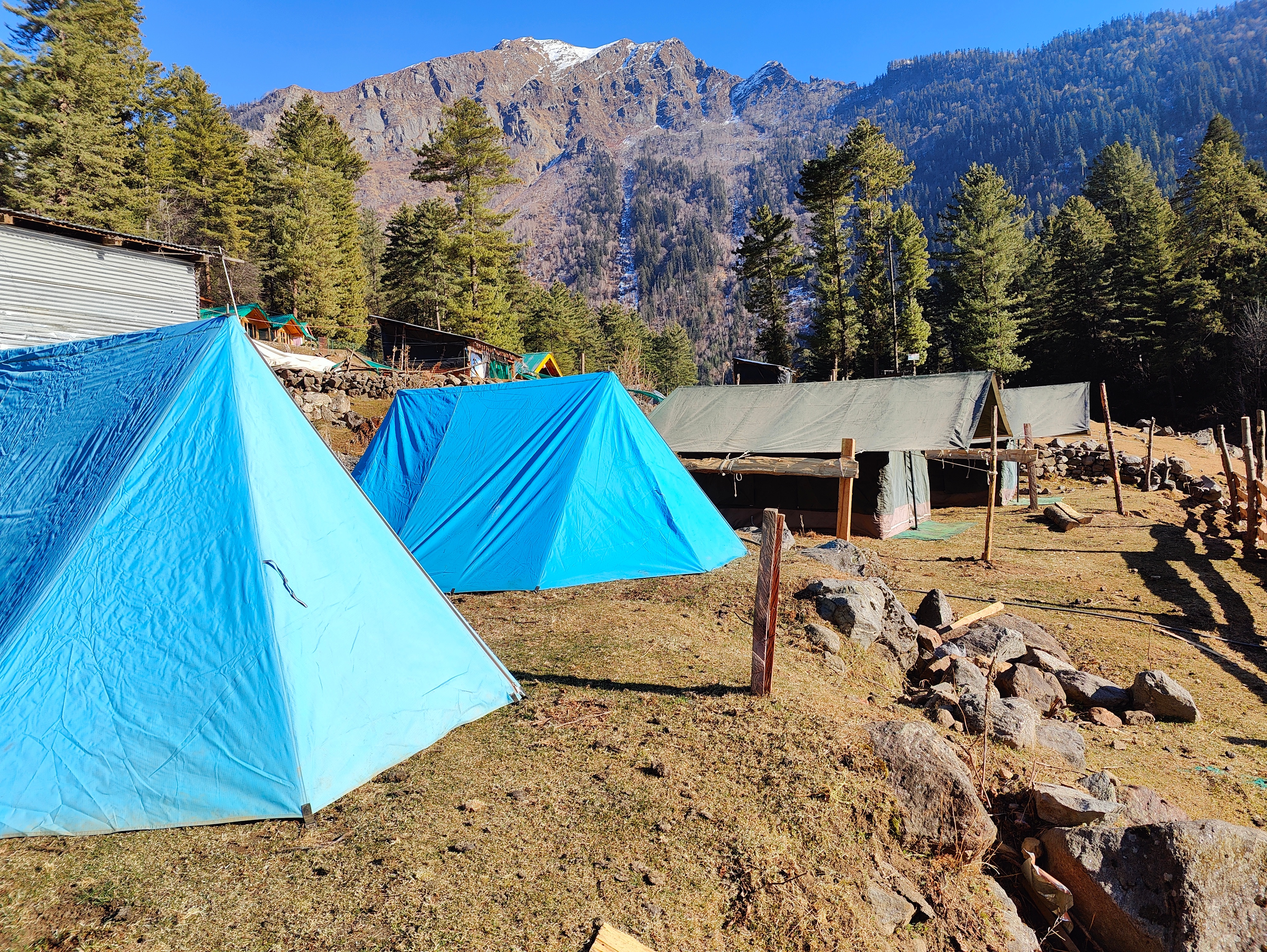 Hideout Camping kutla - Tap to explore photos