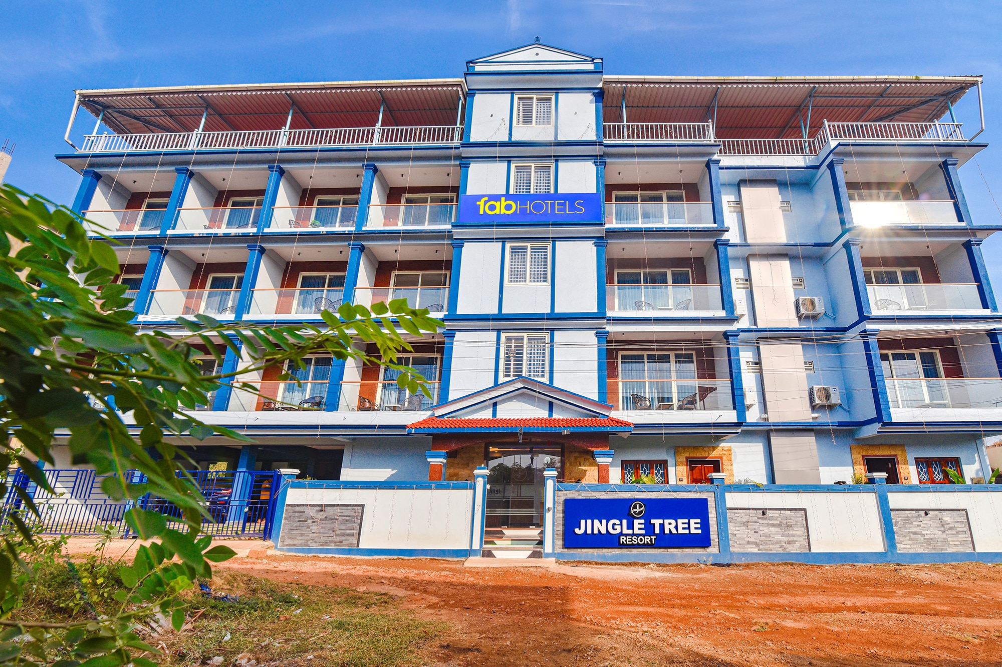 FabHotel Jingle Tree Resort - Nr. Arambol Beach - Tap to explore photos
