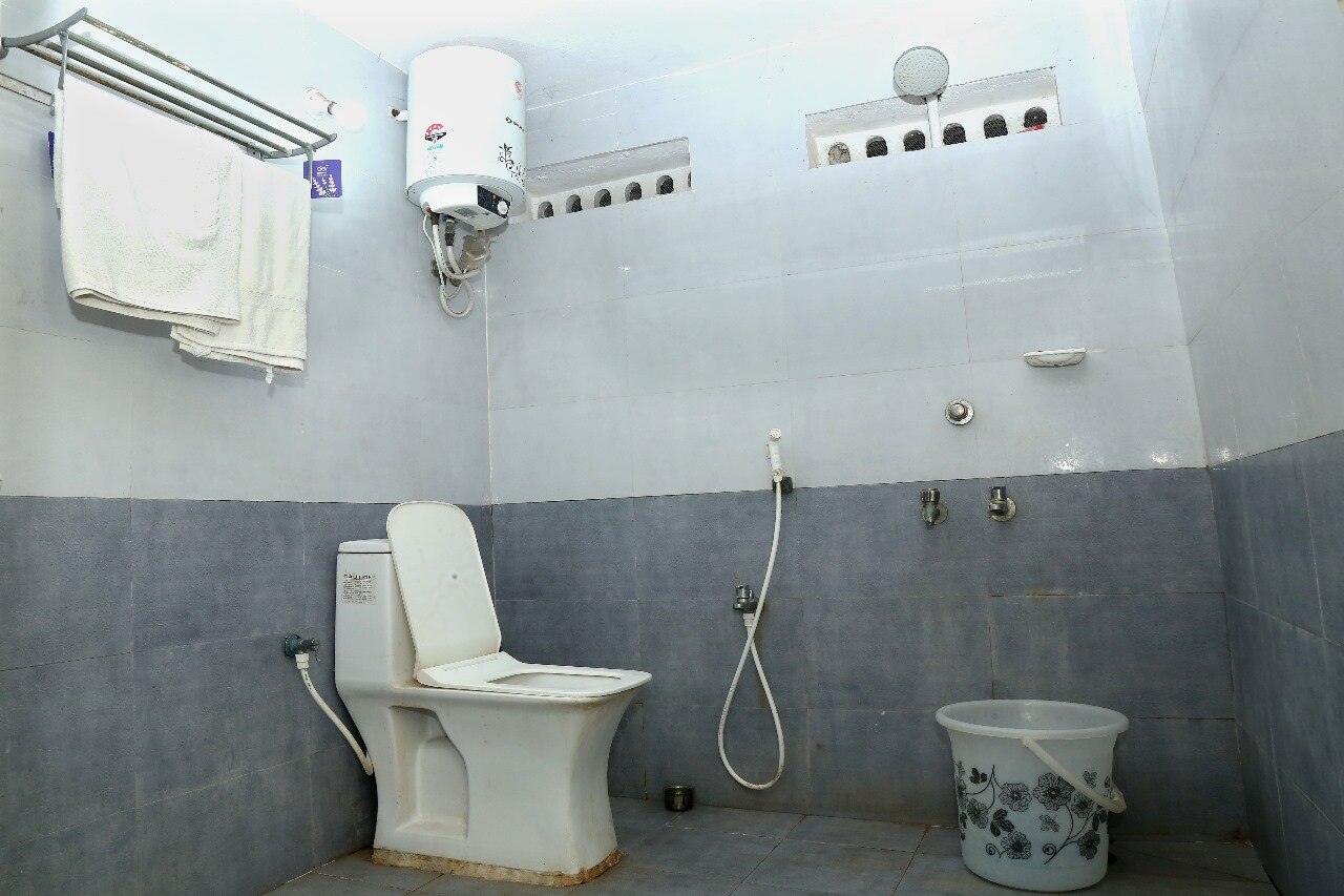 ACP HOMESTAY - Tap to explore photos