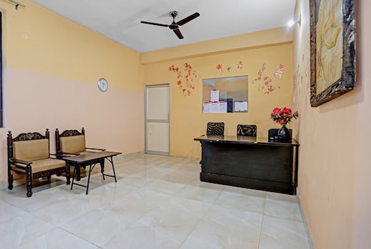 Hotel O Prince Residency