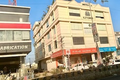 AMBROSIA DINE, Banera